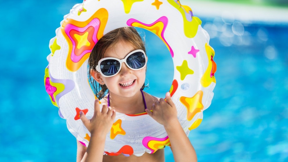 Centri estivi, divertimento in piscina